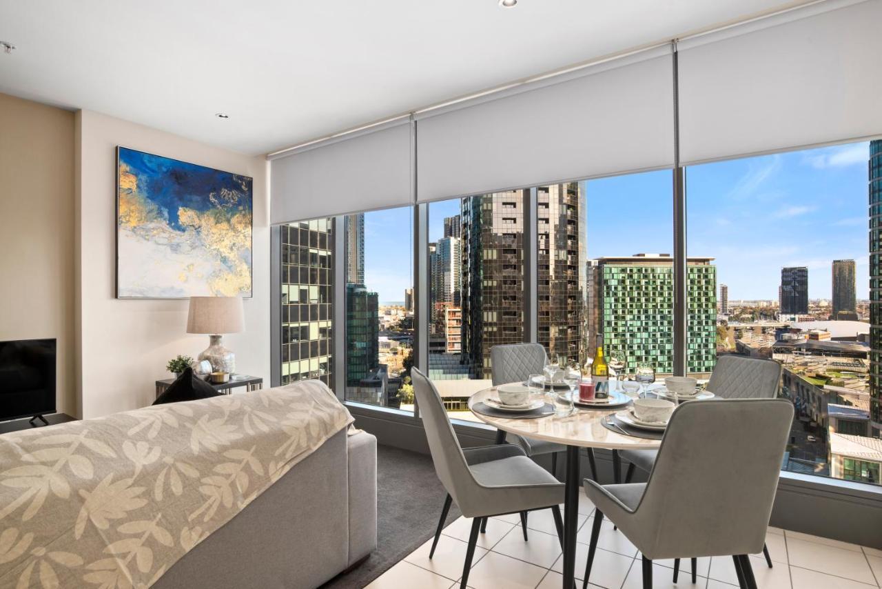 Sophisticated Designer Condo W River & City Views Melbourne Exterior photo